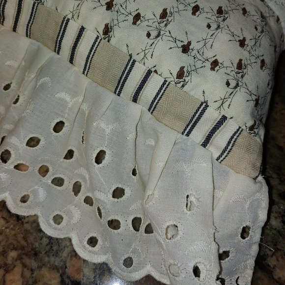 Pr Horse Embroid'd Eyelet Ruffled Home Made Pillow - Picture 9 of 11